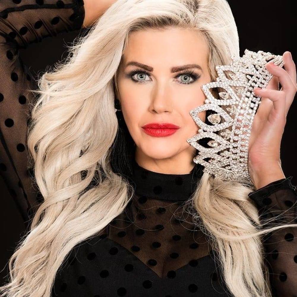 Meet your Posher, Jewel